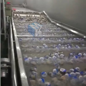 全自動塑料瓶裝飲料低溫巴氏殺菌流水線 酸奶消毒機器生產廠家